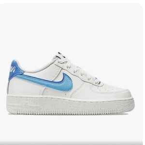 Nike Air Force 1 Low 82 Double Swoosh. Size 3.5Y. Good condition